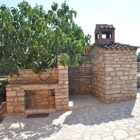Majda Lägenhet Umag