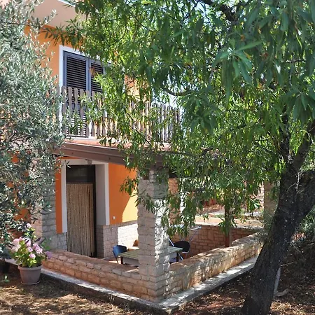 Apartman Majda